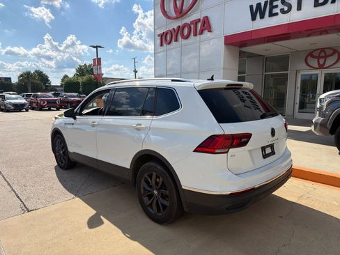 Used 2024 Volkswagen Tiguan SE AWD/4WD image 7