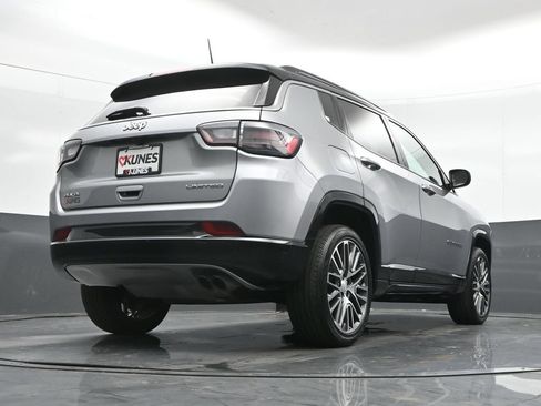 Used 2022 Jeep Compass Limited w/ Elite Group AWD/4WD image 48
