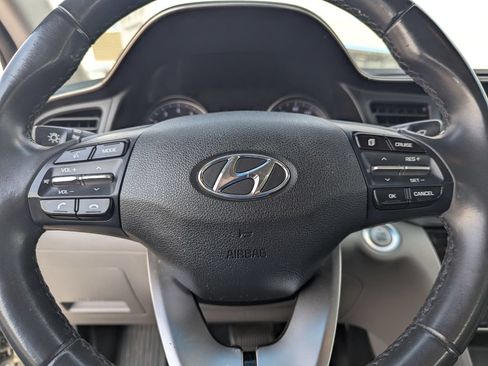 Used 2019 Hyundai Elantra Value Edition FWD image 21