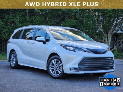 Used 2024 Toyota Sienna XLE