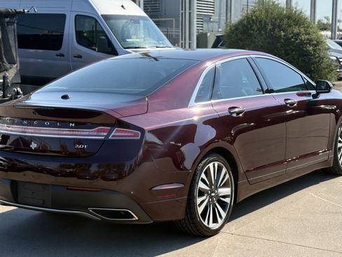 Used 2017 Lincoln MKZ Reserve FWD image 6