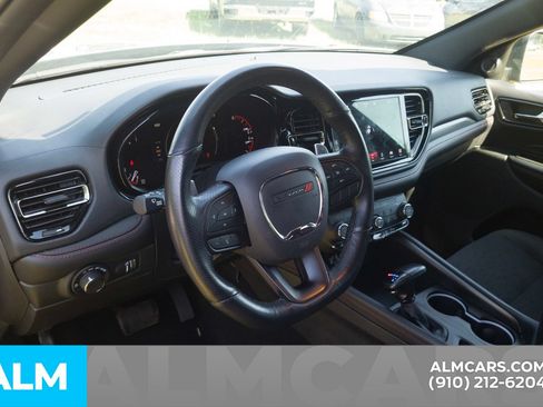 Used 2025 Dodge Durango GT RWD image 5
