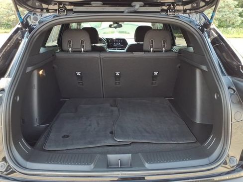 Used 2024 Chevrolet Trax RS w/ Driver Confidence Package FWD image 8