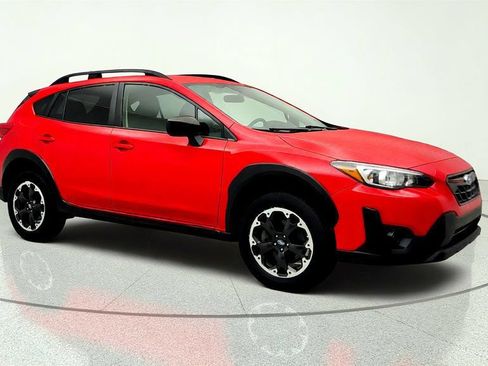 Used 2022 Subaru Crosstrek 2.0i AWD/4WD image 3