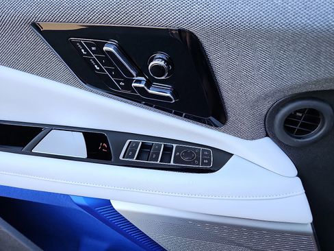 New 2026 Cadillac Optiq Sport 1 image 12