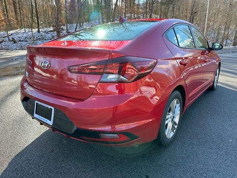 Used 2020 Hyundai Elantra SEL image 3