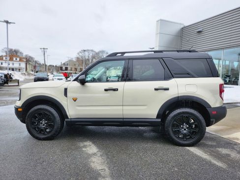 Used 2025 Ford Bronco Sport Badlands AWD/4WD image 2