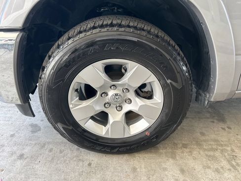 Certified 2025 RAM 1500 Big Horn AWD/4WD image 13