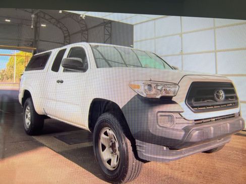 Used 2020 Toyota Tacoma SR RWD image 7