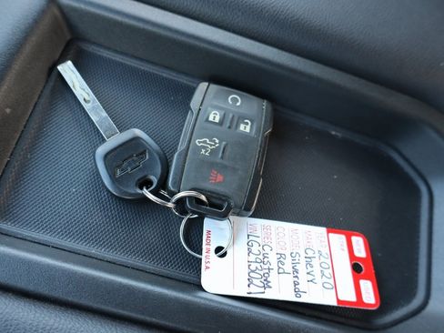 Used 2020 Chevrolet Silverado 1500 Custom w/ Custom Value Package image 29