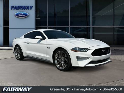 Used 2019 Ford Mustang GT Premium RWD image 3