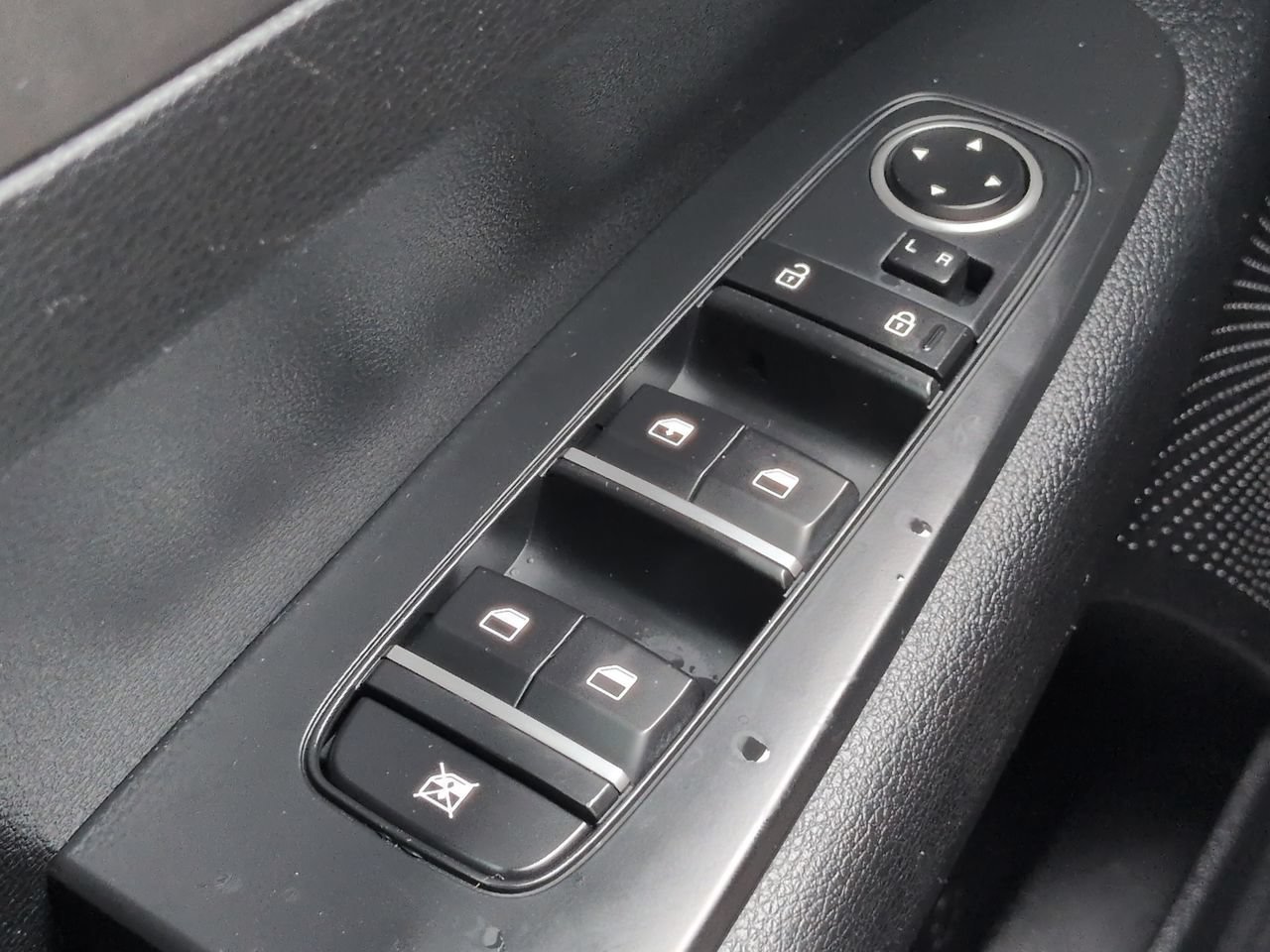 Used 2019 Kia Forte LXS FWD image 29