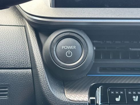 Used 2026 Toyota Prius Limited image 32