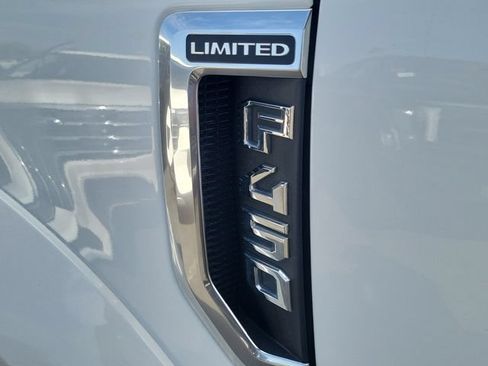 Certified 2022 Ford F450 Limited w/ FX4 Off-Road Package AWD/4WD image 30