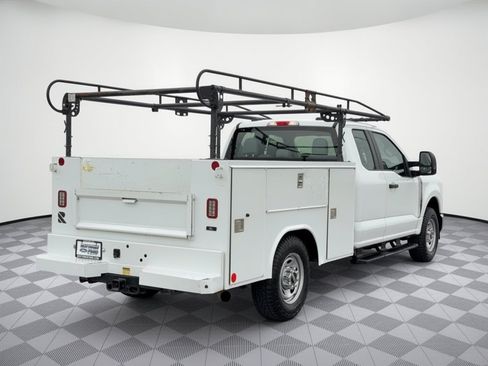 Used 2023 Ford F250 XL w/ XL Driver Assist Package RWD image 9