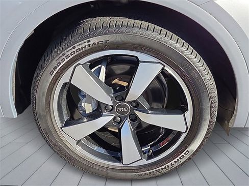 Certified 2023 Audi Q5 2.0T Premium Plus w/ Premium Plus Package image 8