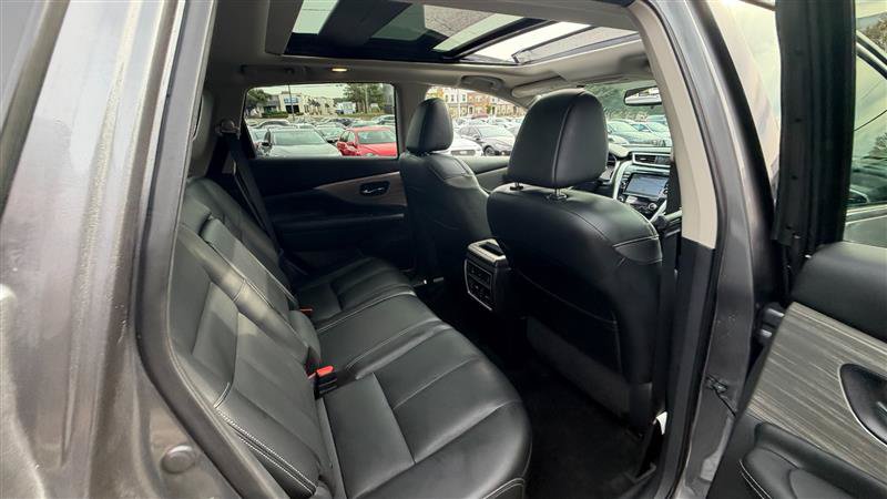 Used 2016 Nissan Murano Platinum w/ Platinum Technology Package AWD/4WD image 10