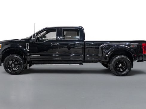 Used 2021 Ford F350 Lariat w/ Lariat Ultimate Package AWD/4WD image 10