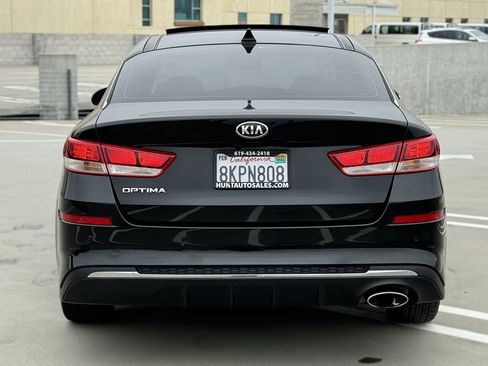 Used 2019 Kia Optima LX w/ LX Premium Package image 16