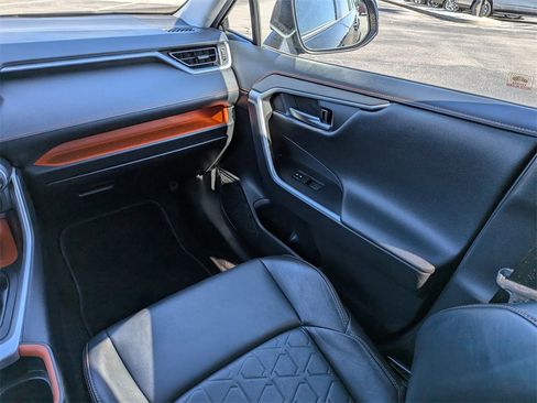 Used 2019 Toyota RAV4 Adventure image 15