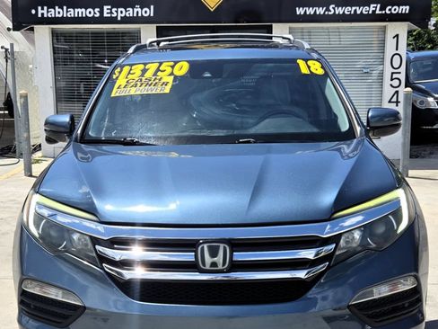 Used 2018 Honda Pilot Touring image 3