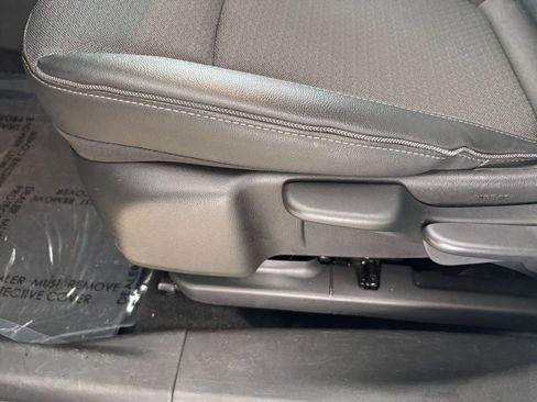 Used 2025 Buick Encore GX Preferred image 23