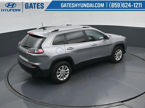 Used 2019 Jeep Cherokee Latitude w/ Popular Appearance Group image 44