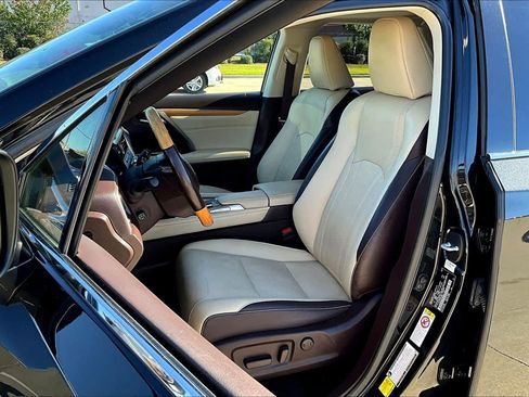 Used 2019 Lexus RX 450hL Premium image 7