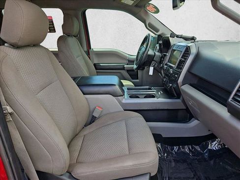 Used 2018 Ford F150 XLT w/ Equipment Group 302A Luxury AWD/4WD image 27