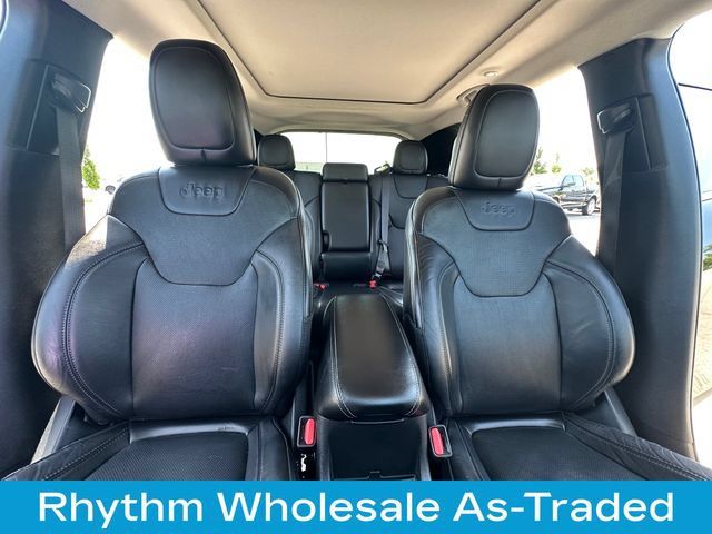 Used 2020 Jeep Cherokee Limited AWD/4WD image 36