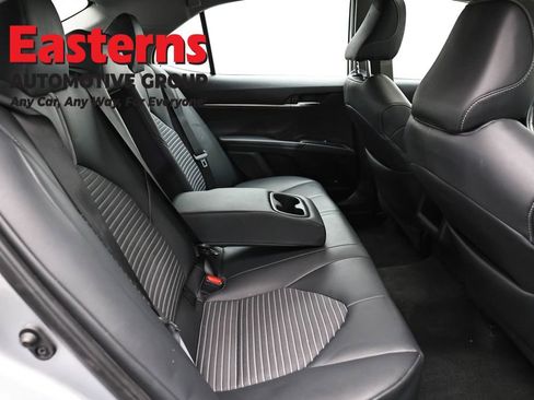 Used 2019 Toyota Camry SE FWD image 23