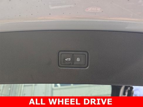 Used 2022 Audi Q5 2.0T Premium Plus w/ Premium Plus Package image 14