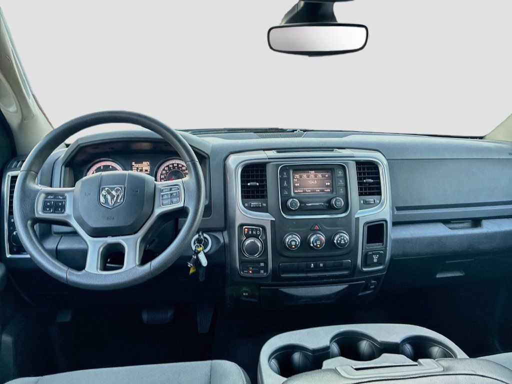 Used 2023 RAM 1500 Classic SLT AWD/4WD image 20