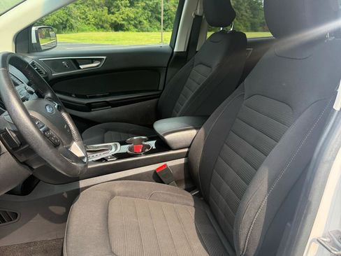 Used 2018 Ford Edge SEL FWD image 10
