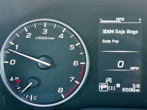 Certified 2025 Subaru Crosstrek 2.5i Limited w/ Crosstrek Mirror Package image 18