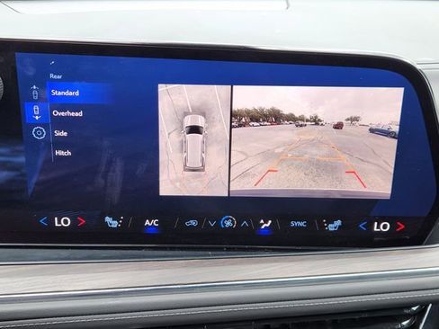 Used 2025 Chevrolet Tahoe LT image 17