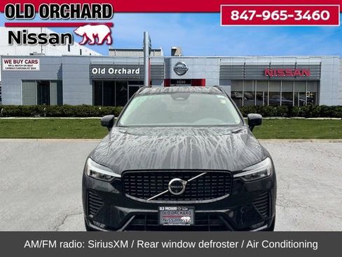 Used 2025 Volvo XC60 B5 Plus image 5