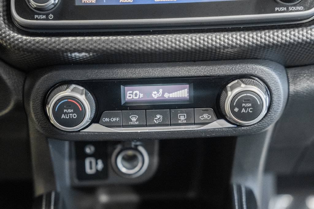 Used 2020 Nissan Kicks SV FWD image 20