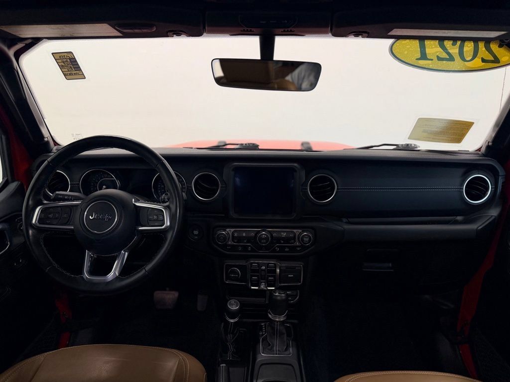 Used 2021 Jeep Wrangler Unlimited Sahara w/ Uconnect 4C Nav & Sound Group AWD/4WD image 14