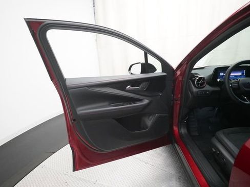 Used 2024 Chevrolet Blazer EV RS image 28