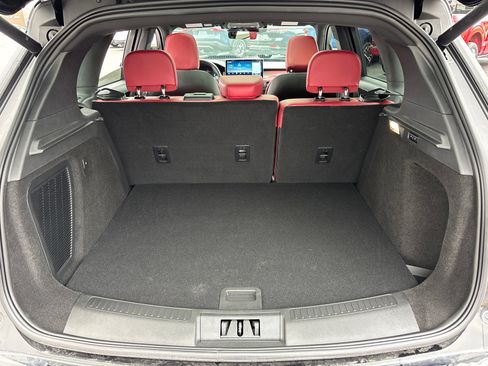 New 2026 Lincoln Corsair Reserve w/ Jet Appearance Package AWD/4WD image 9