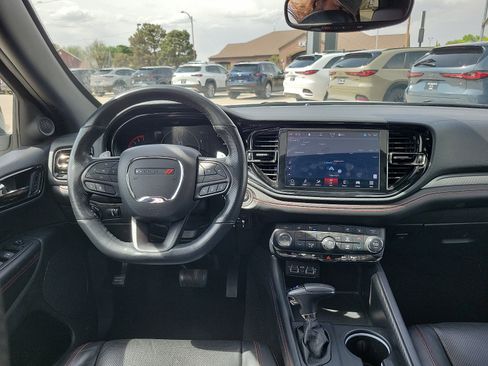 Used 2024 Dodge Durango GT RWD image 12