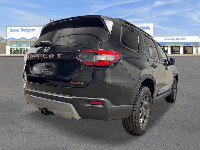 New 2026 Honda Pilot TrailSport image 6
