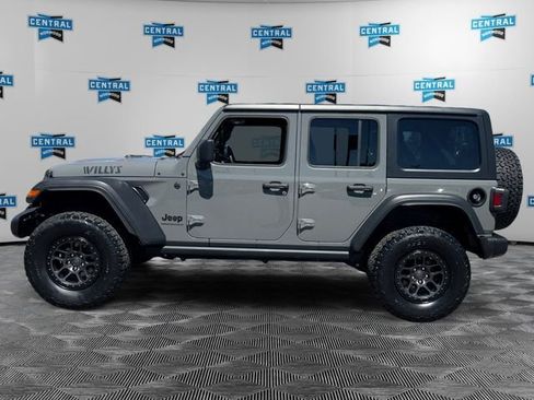 Certified 2023 Jeep Wrangler Unlimited Sport AWD/4WD image 3