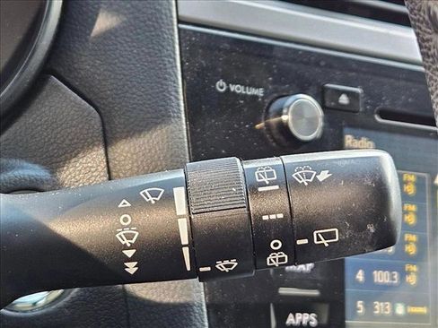 Used 2017 Subaru Outback 3.6R Limited image 16