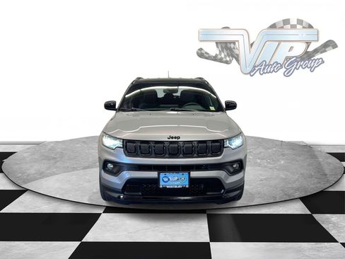 Used 2022 Jeep Compass Latitude AWD/4WD image 2