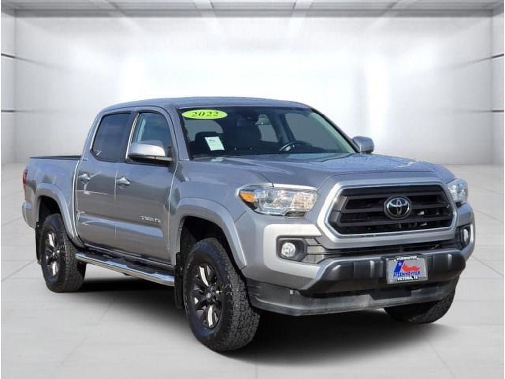 Used 2022 Toyota Tacoma SR5 w/ Technology Package AWD/4WD image 1