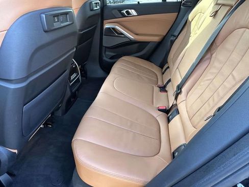 Certified 2022 BMW X6 M50i image 19