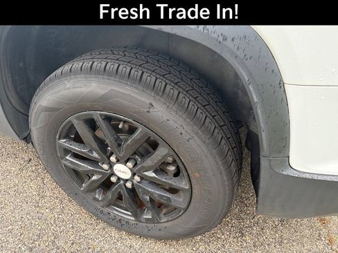 Used 2019 GMC Acadia SLT FWD image 6