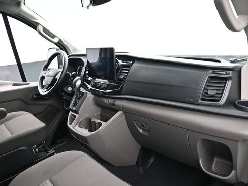 Used 2023 Ford Transit 350 XLT image 33